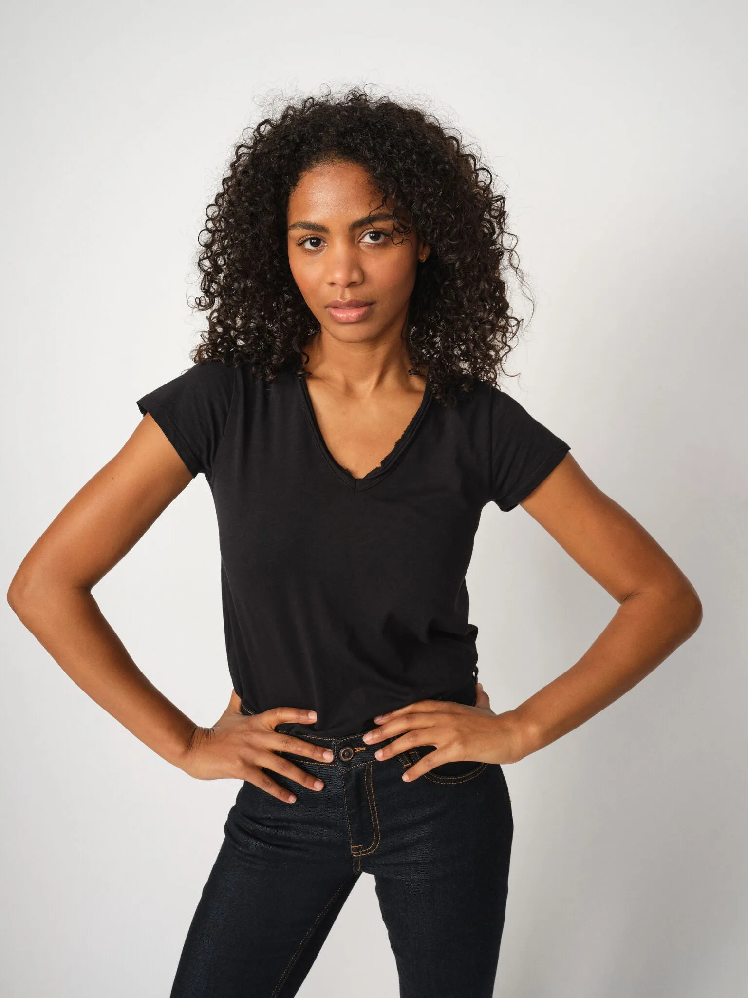 MMTulli V-SS Basic Tee