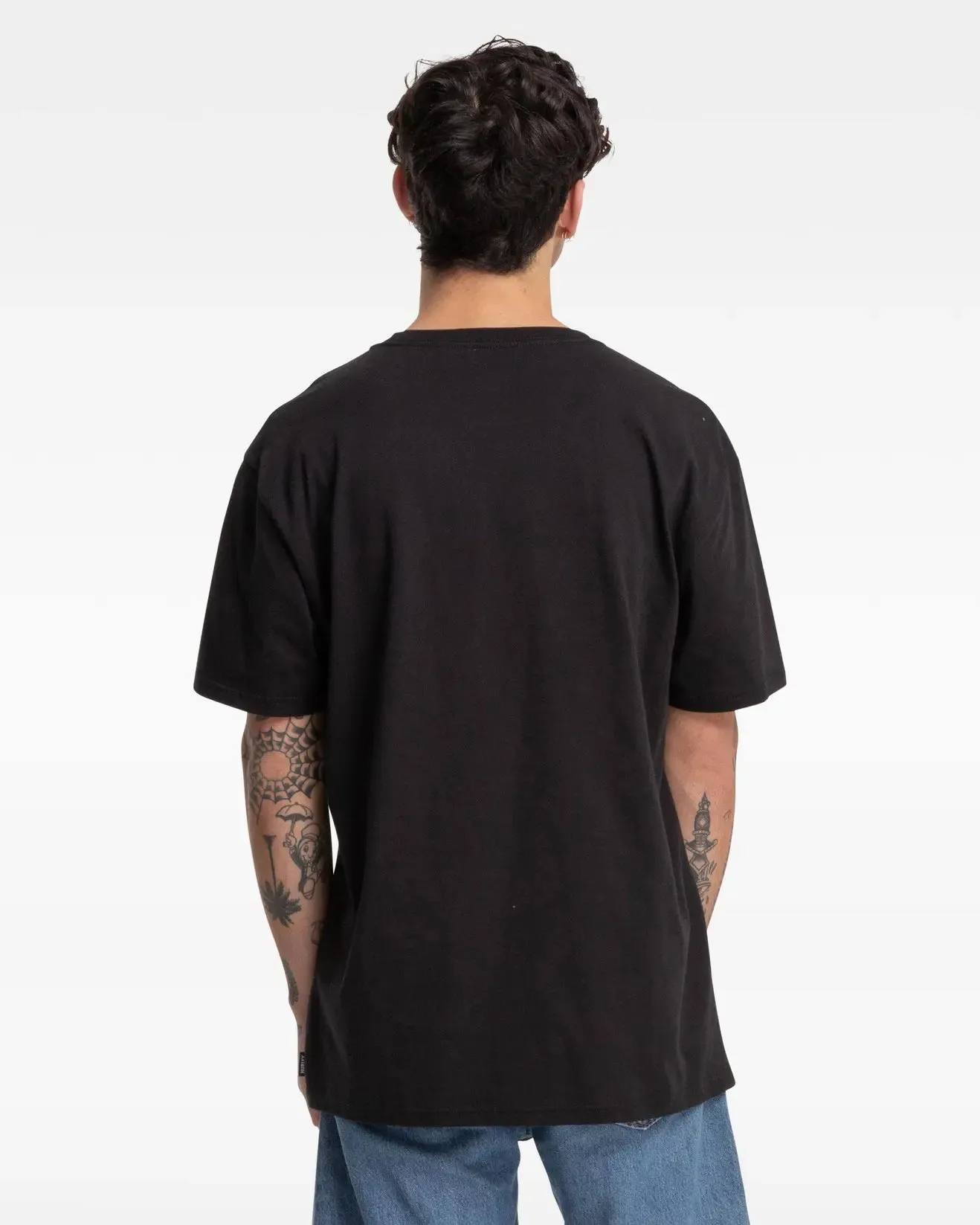 MONTAGE TEE